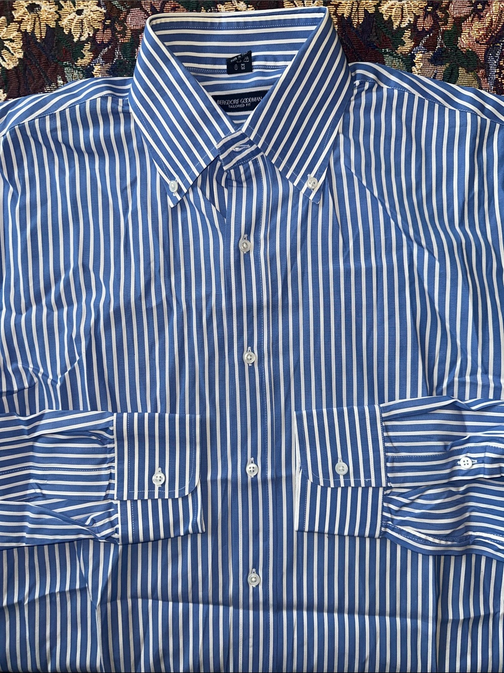 Bergdorf Goodman Tailored Fit Striped Blue & White Men’s Dress Shirt Size L